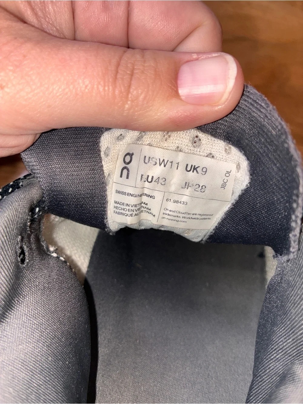 On Cloud Women’s Cloudmonster Athletic Shoe Sneakers, white/frost- size 11